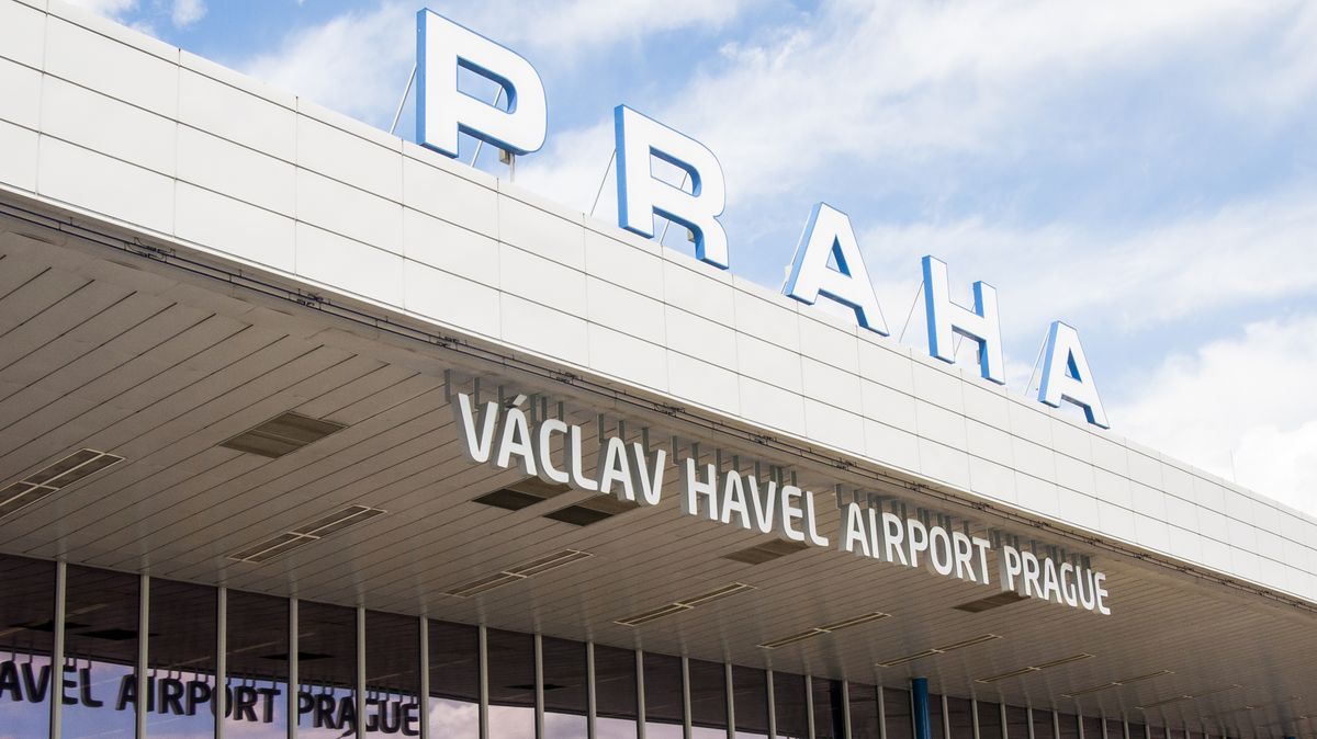 Pražské letiště propustí 150 lidí. Počet cestujících klesl o 93 procent
